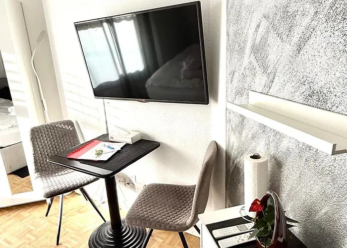 Appartement Monolocale In Centro, Piscina E 400mt Da Skilift Sankt Moritz