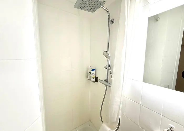 Monolocale In Centro, Piscina E 400mt Da Skilift St Moritz